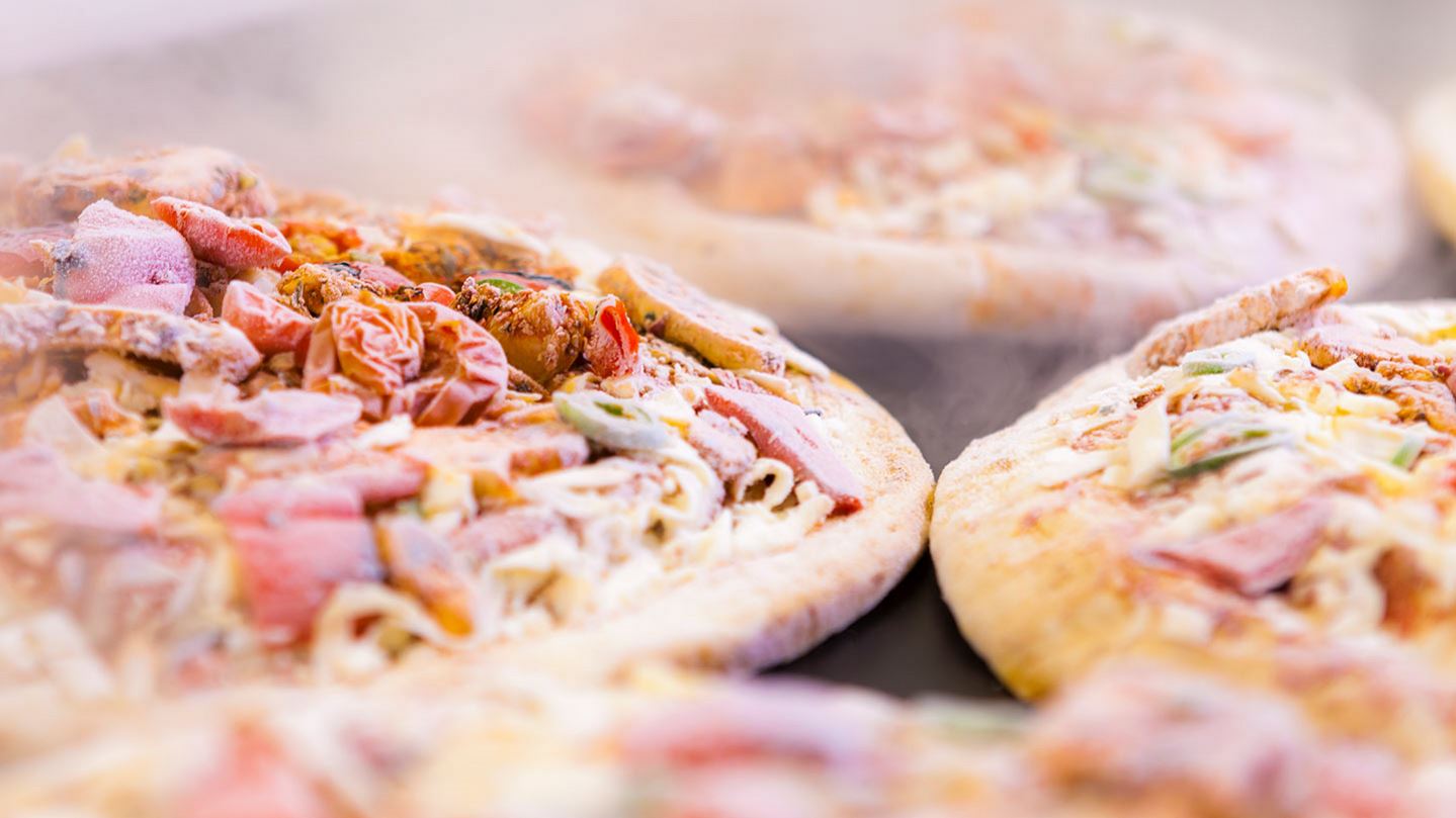 Frozen pizza