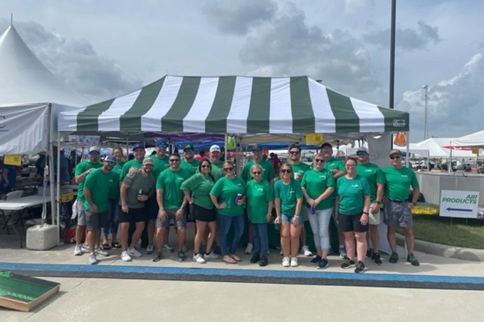 Air Products Louisiana-based employees participate in United Way Battle of the Paddle cook-off fundraiser 